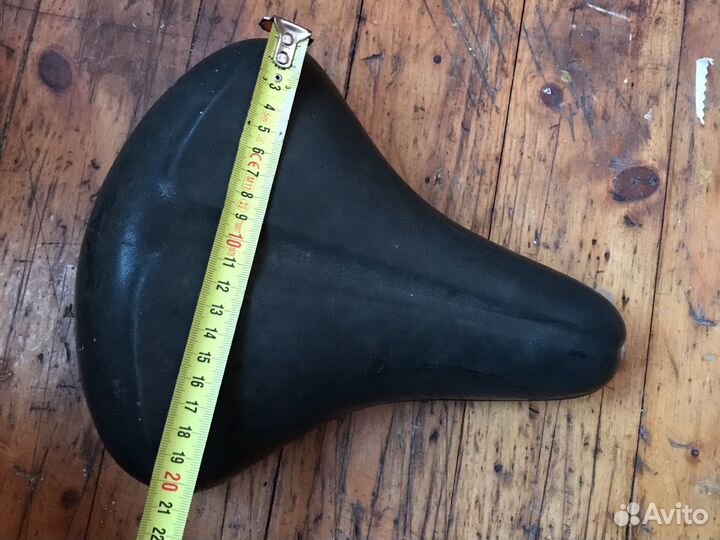 Седло от велосипеда