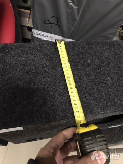 Короб с фазоинвертором для сабвуфера 12”