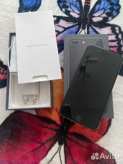 iPhone 8 Plus, 64 ГБ