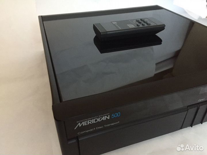 Meridian 500, CD транспорт