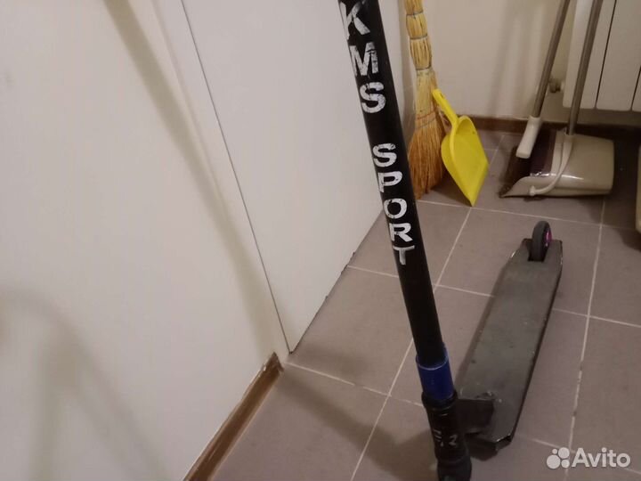 Трюковой самокат