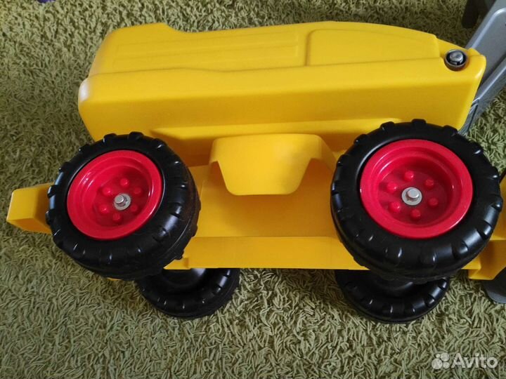 Детский трактор