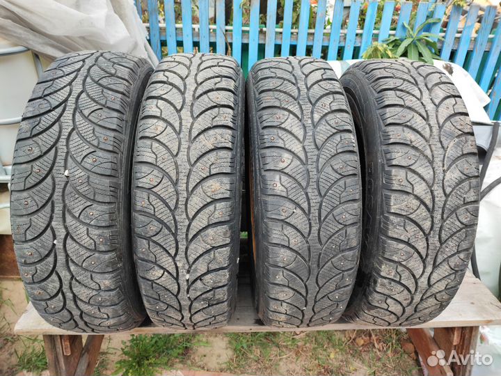 Rosava WQ-102 205/70 R15