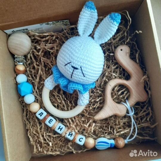 Именной держатель для пустышки