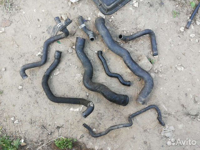 Патрубок системы охлаждения Мерседес W210