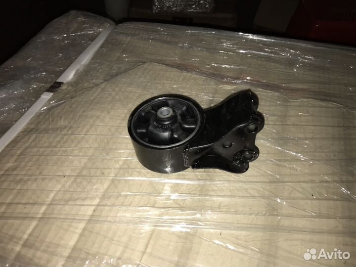 Подвесной на Хендай элантру 2003-2006 год