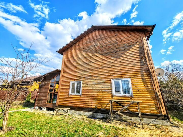 Дом 157 м² на участке 9 сот.