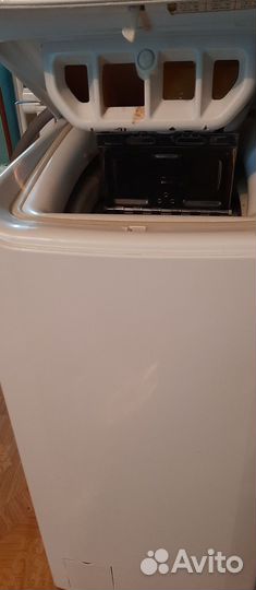 Стиральная машина с вертикальной загрузкой