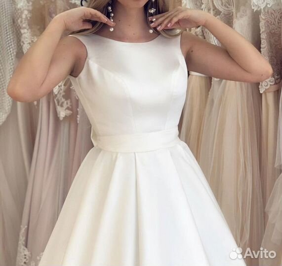 Платье белое