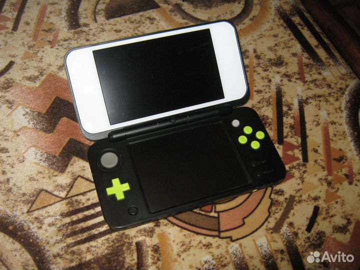Портативные оригинальные игровые приставки