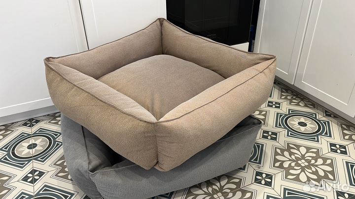 Лежанка для крупных собак