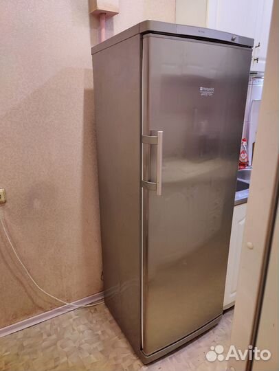 Морозильная камера Ariston