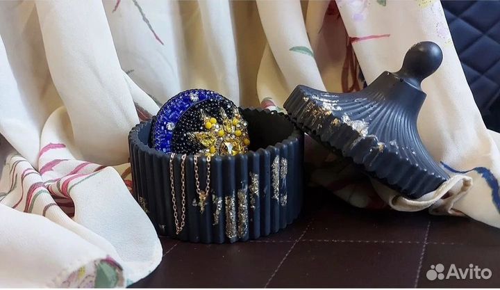 Шкатулка для украшений