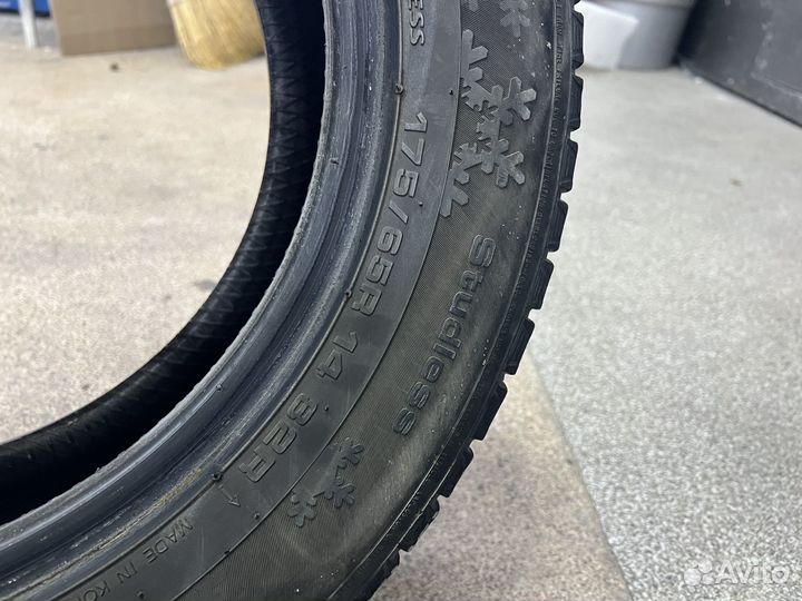 Kumho I'Zen KW31 2.25/4.5 R4 82R