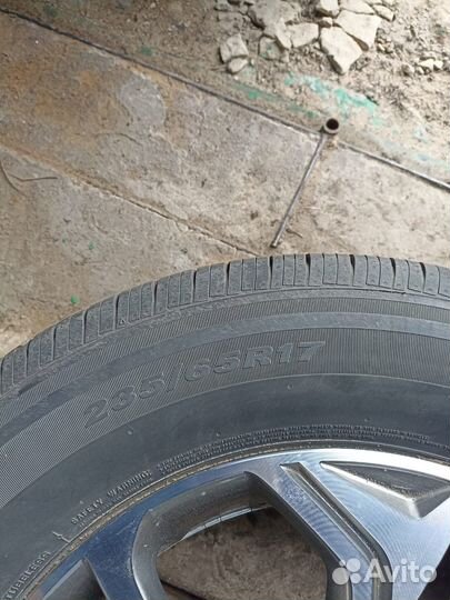 Nexen Roadian GTX 235/65 R17 104H