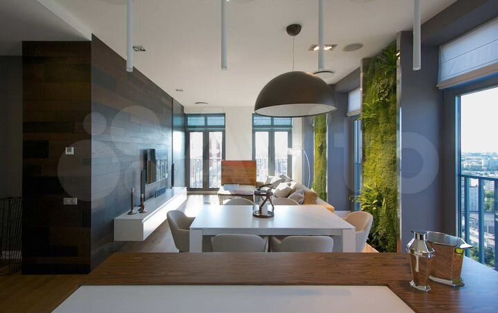 4-к. квартира, 148 м², 16/17 эт.