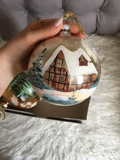 Новогодние шары на елку