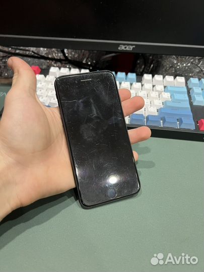 iPhone SE (2022), 64 ГБ