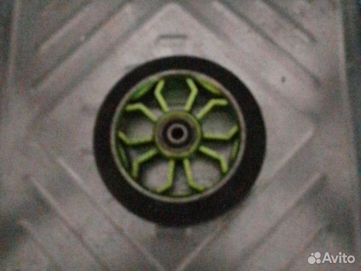 Колесо переднее на трюковой самокат