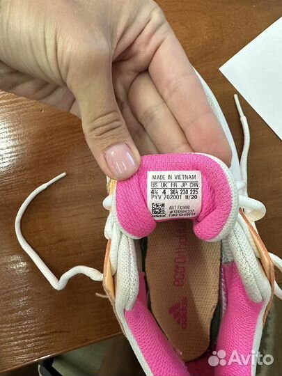 Кроссовки теннисные р.4,5 US