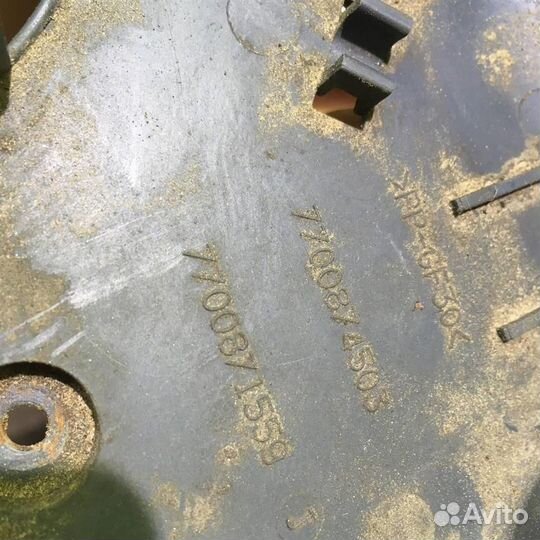 Накладка на двигатель Рено Клио 2 Симбол