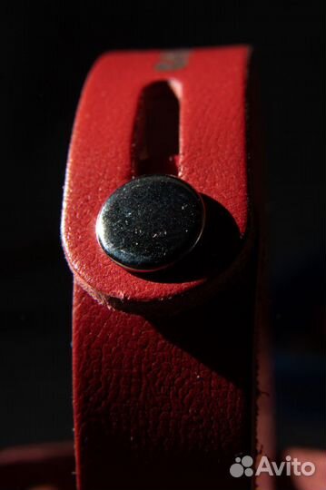 Кожаный браслет с индивидуальной гравировкой