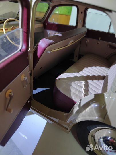 Коллекционная машина газ М20 победа