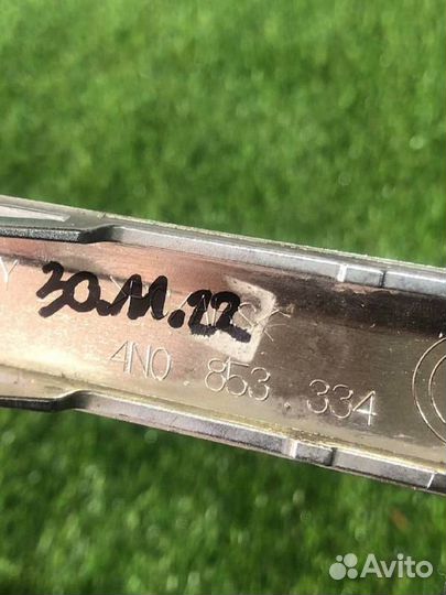 Молдинг переднего бампера Audi A8 D5 (2017 - 2022)