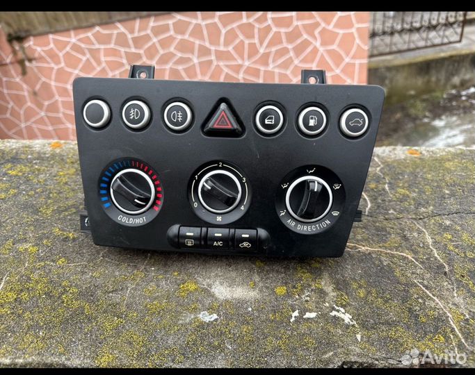 Стеклоподьемник и блок комфорта