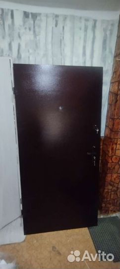 Дверь входная металлическая