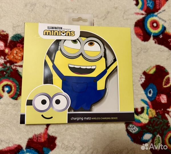Беспроводная зарядка Веселый Миньон