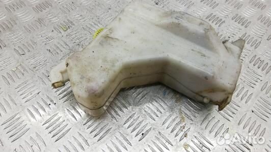 Бачок расширительный nissan almera tino V10 (97E26