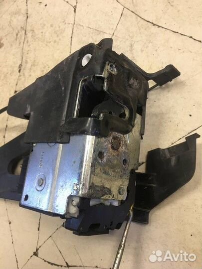 Замок двери задней правой Ford Fusion