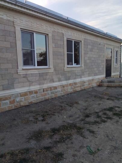 Дом 1100 м² на участке 15 сот.