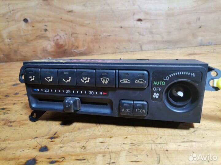 Блок управления климат контролем Toyota Sprinter