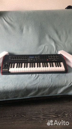 Синтезатор novation Impulse 49 со стойкой