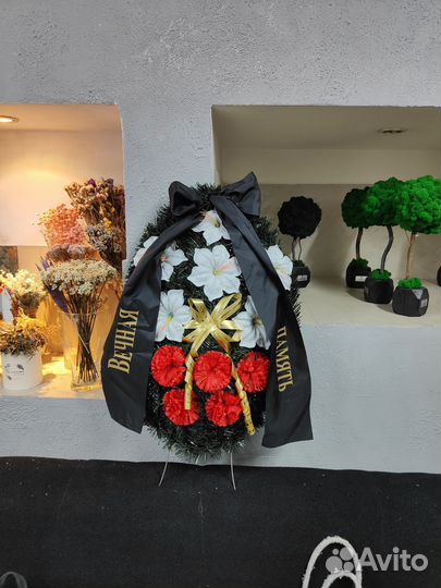 Похоронный венок