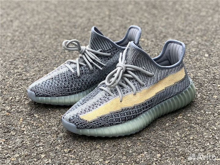 Кроссовки Adidas Yeezy Boost 350 V2 Ash Blue