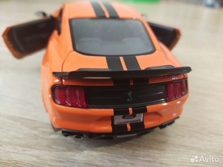 Модель 1:24, Ford Mustang Shelby GT500, 2020 нова