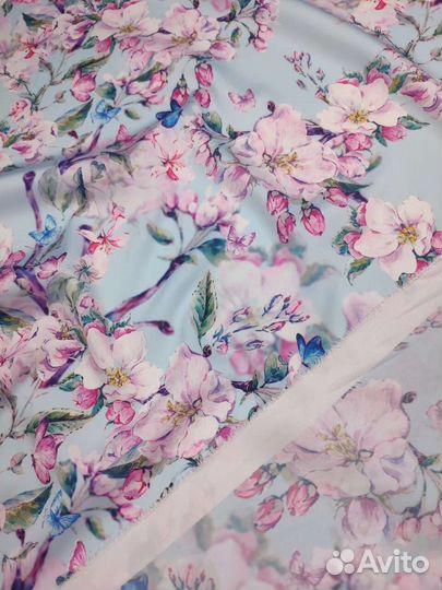 Шелк на отрез с принтом