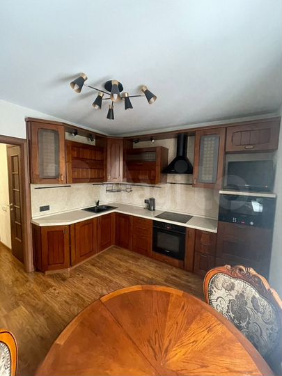3-к. квартира, 75 м², 6/16 эт.