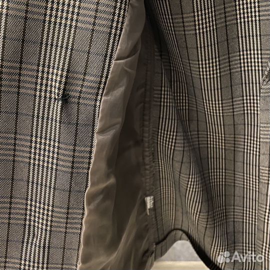 Клетчатый пиджак на 40/42 размер, женский
