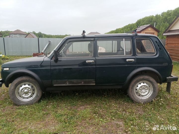 LADA 4x4 (Нива) 1.7 МТ, 2002, 230 000 км