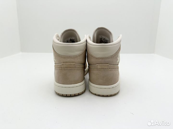 Кроссовки Air Jordan 1 Mid SE Brown