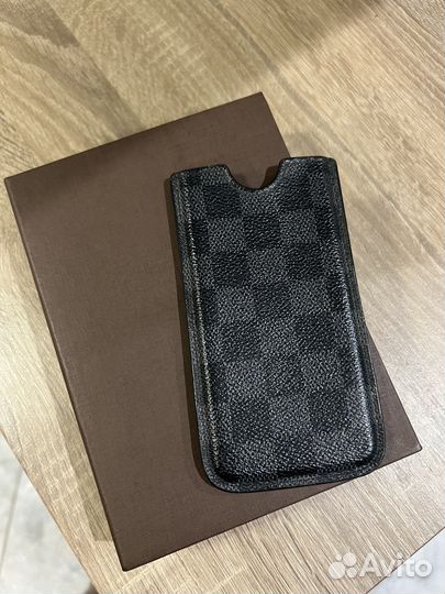 Чехол Louis Vuitton для iPhone 7 оригинал