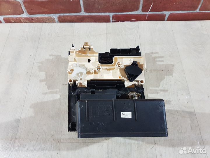 Блок управления печки Geely mk