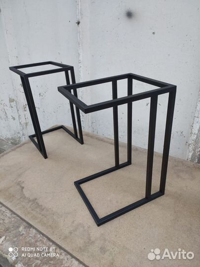 Приставной столик из мрамора лофт