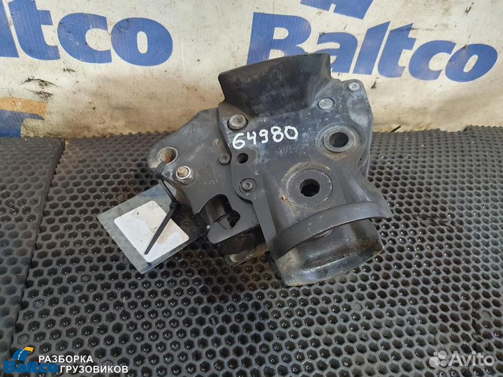 Замок кабины Renault T (2014-наст.время)