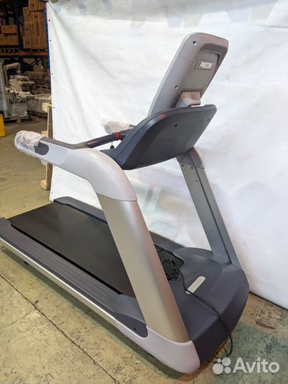 Беговая дорожка Precor 885, профессиональная