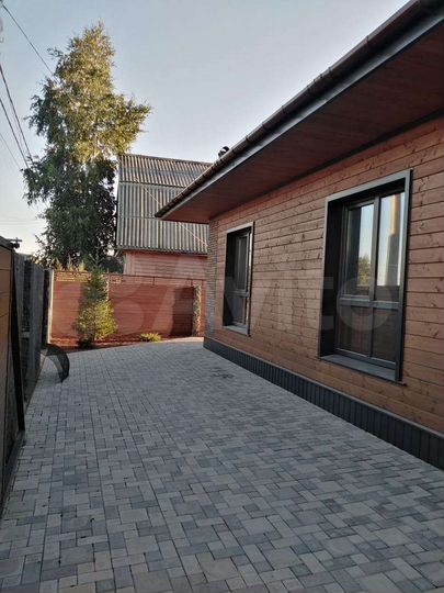 Дом 96,8 м² на участке 6,5 сот.